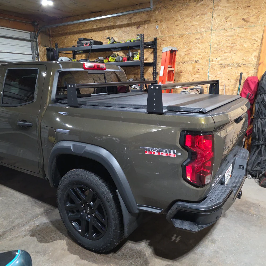 Colorado & Canyon (2015-Present), Low Profile Bed Rack - Image 6