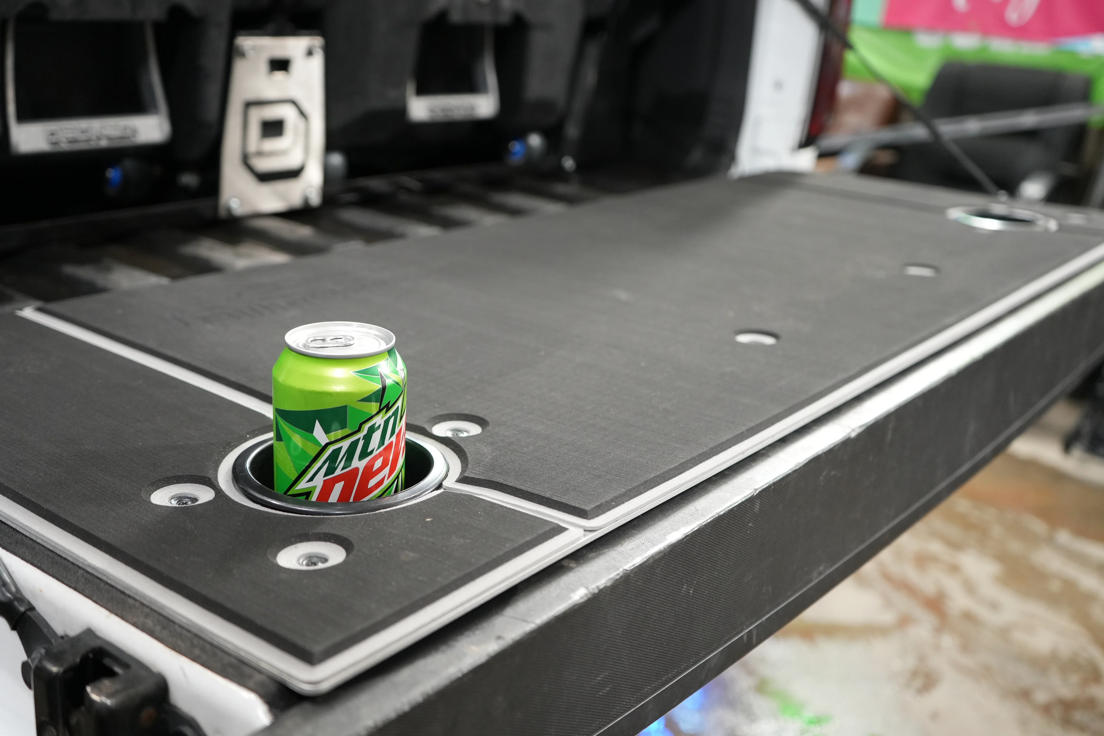 Colorado/Canyon Tailgate Cover (2014-2022) - Image 3