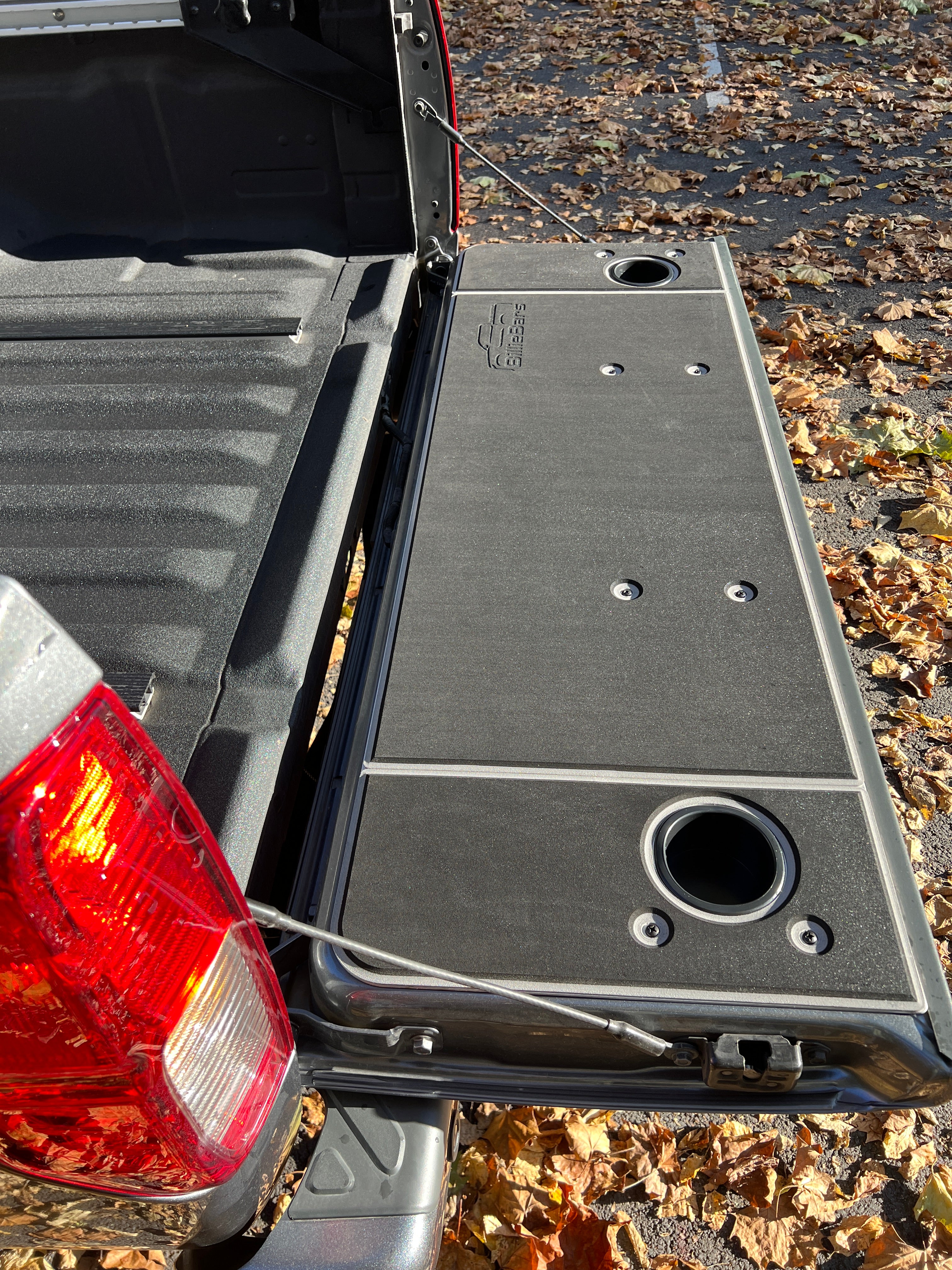 Frontier Tailgate Cover (1997-2021) - Image 4
