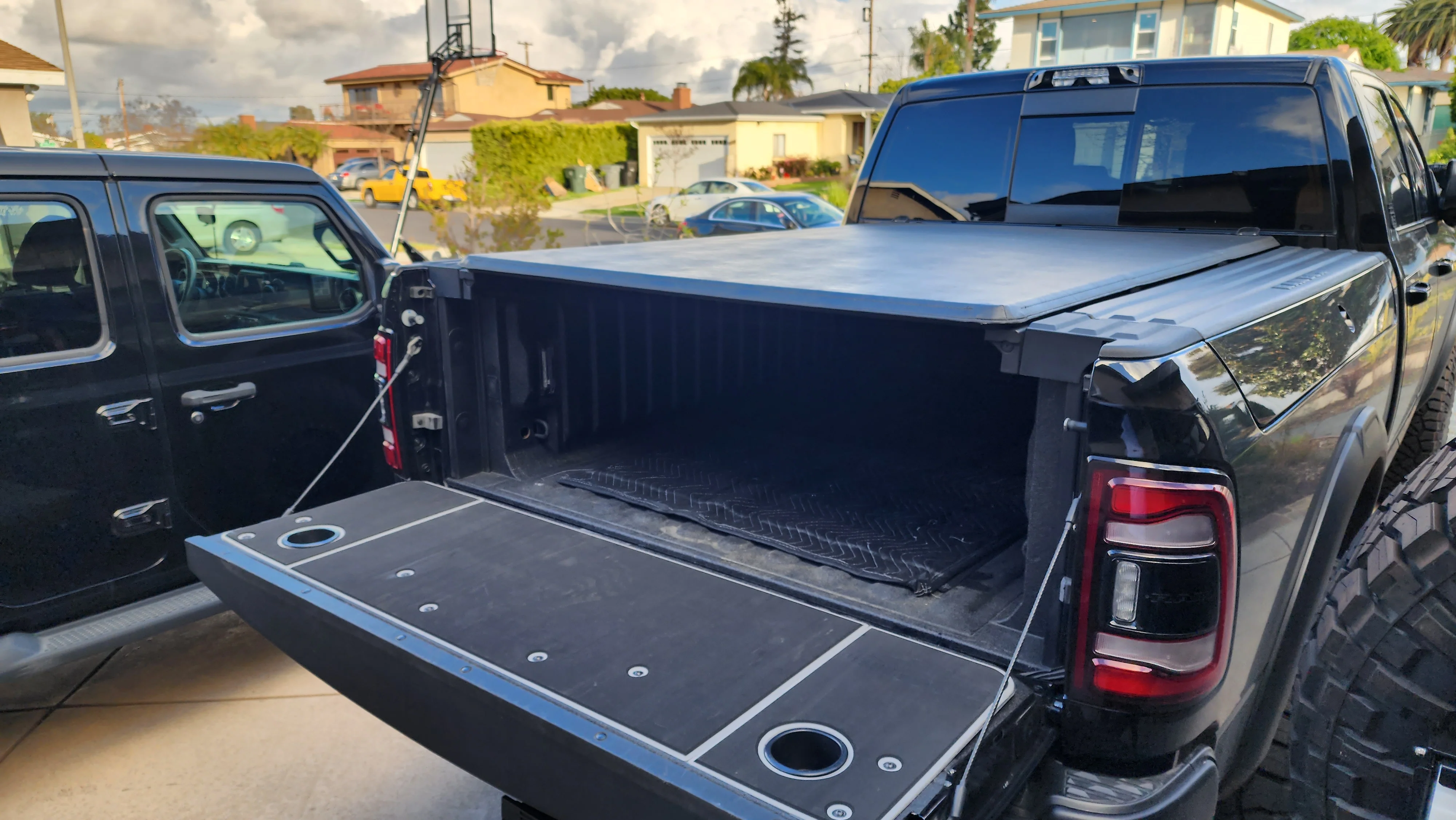 RAM Tailgate Covers (98-Current) - Image 12